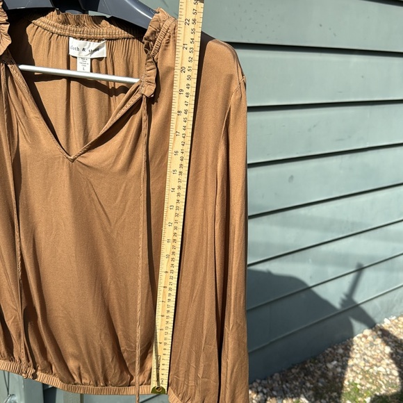 EUC cloth & stone silky blouse - Picture 8 of 13